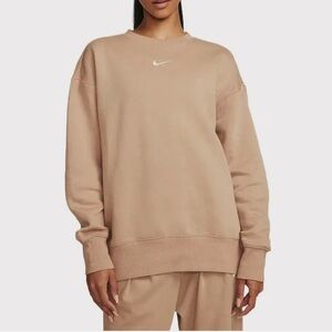 NIKE women’s oversized crewneck